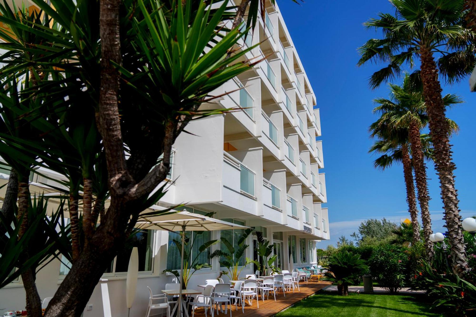 Hotel Belvedere Martinsicuro Dış mekan fotoğraf